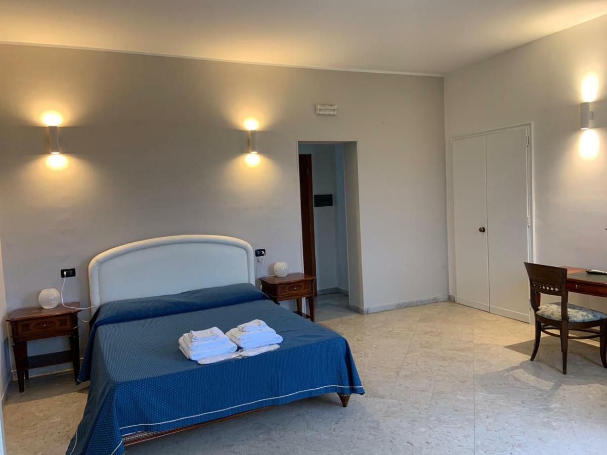 Hotel Lungomare 3*
